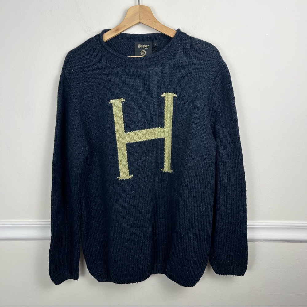 Universal Studios Harry Potter Ugly Sweater Crewneck letter H Size Large